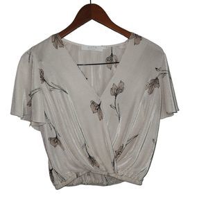 ASTR The Label Cream Beige Floral‎ Print Cross Blouse Women's Size M